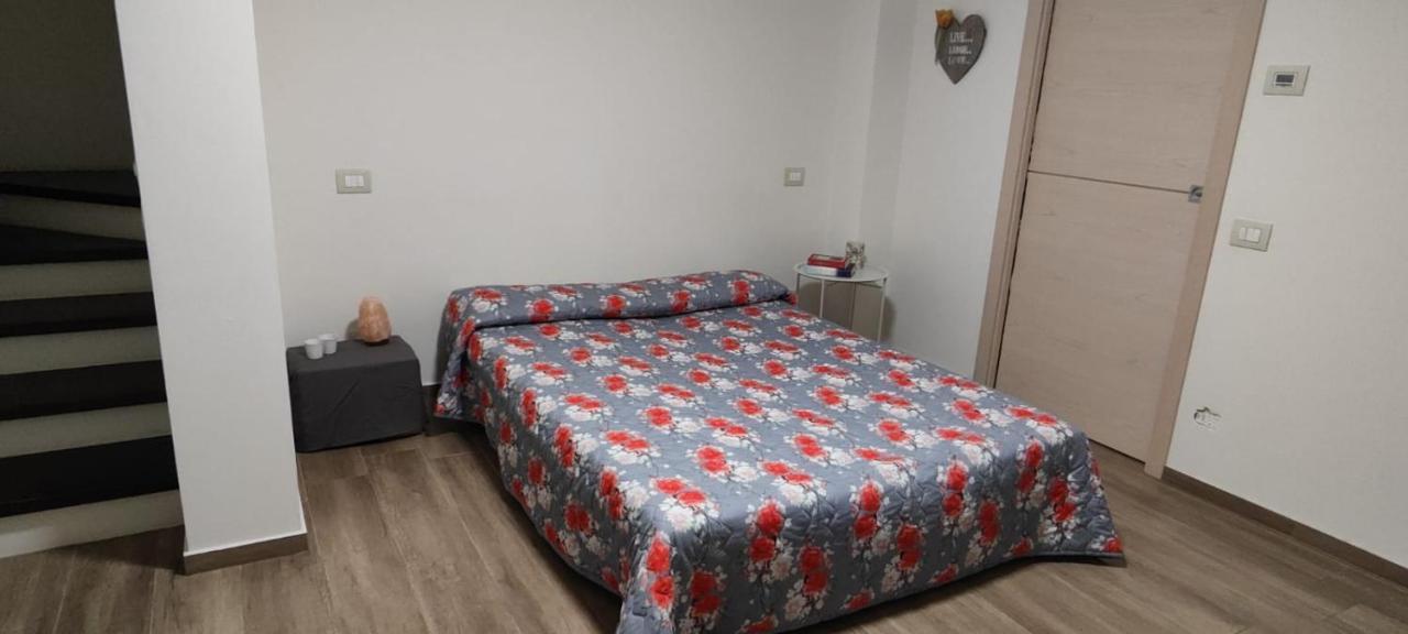 La Mocina Casa Vacanze Castellaro  Ngoại thất bức ảnh